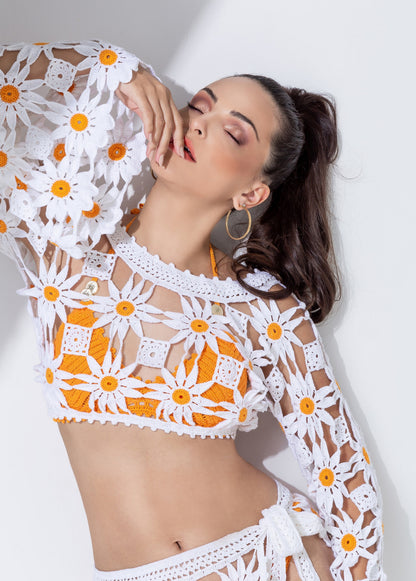 Daisy Crop Top/White